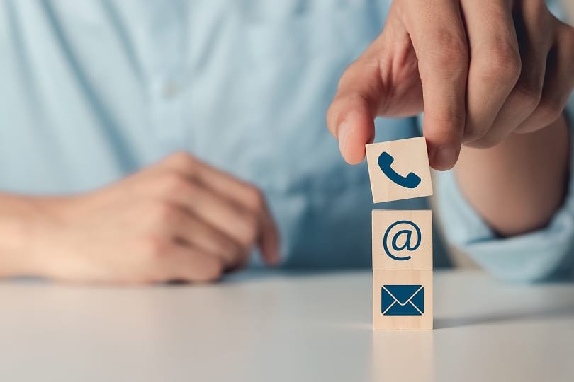 contact-1